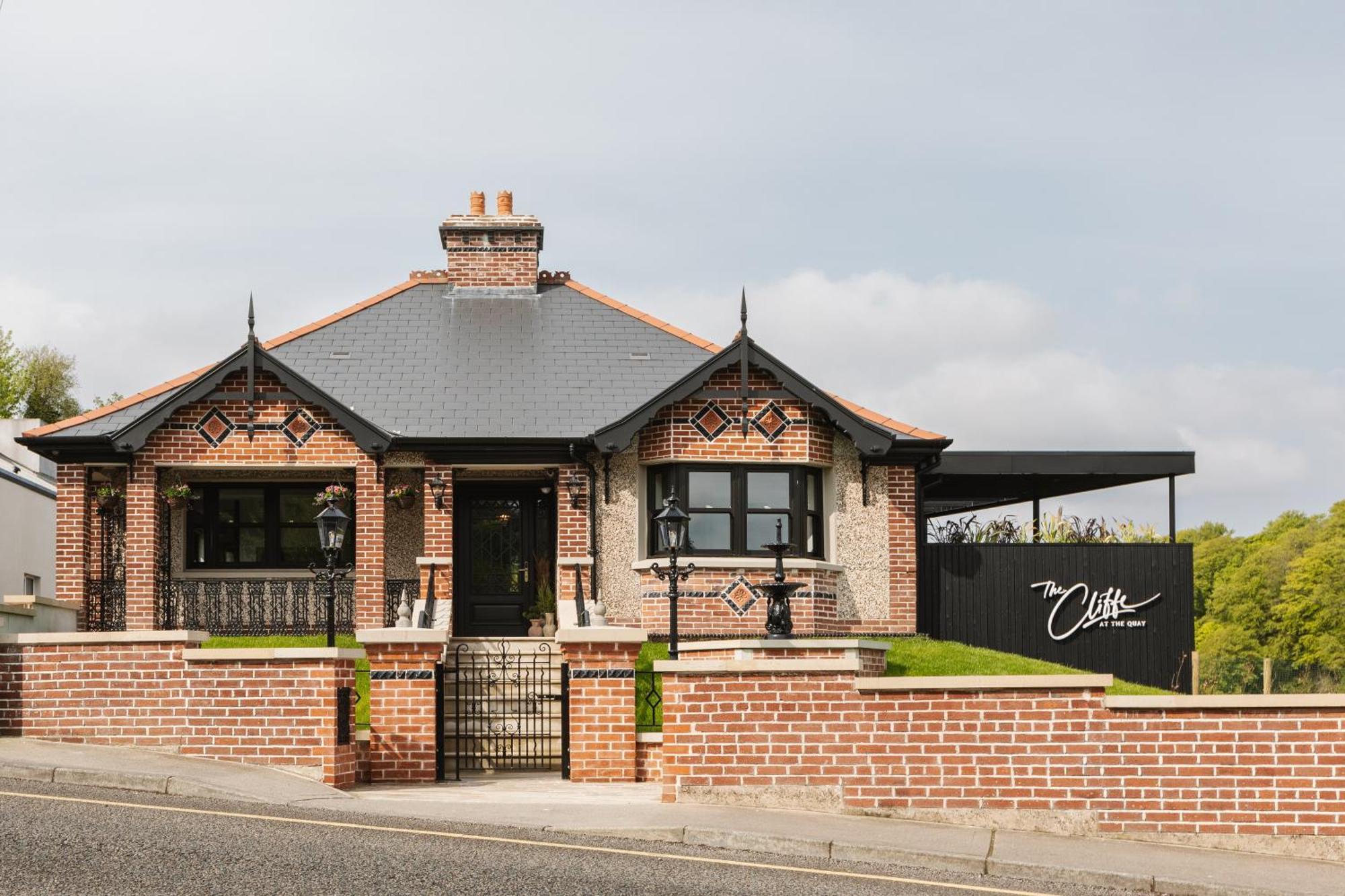 Hotel The Cliffe At The Quay Donegal Town Exterior foto